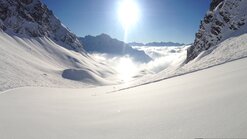 frischer Schnee auf den Skipisten am Arlberg