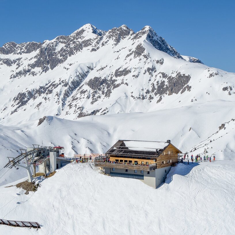 Die Balmalp neben der Zugerbergbahn im tiefen Winter.