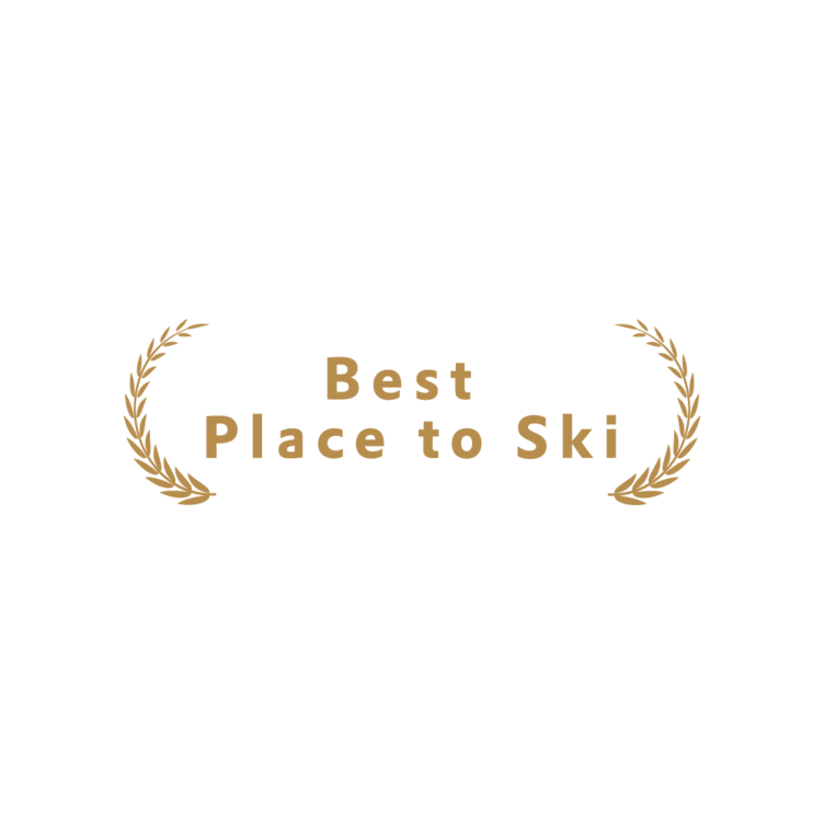 Goldene Auszeichnung mit Text 'Best Place to Ski' und Lorbeerkränzen.